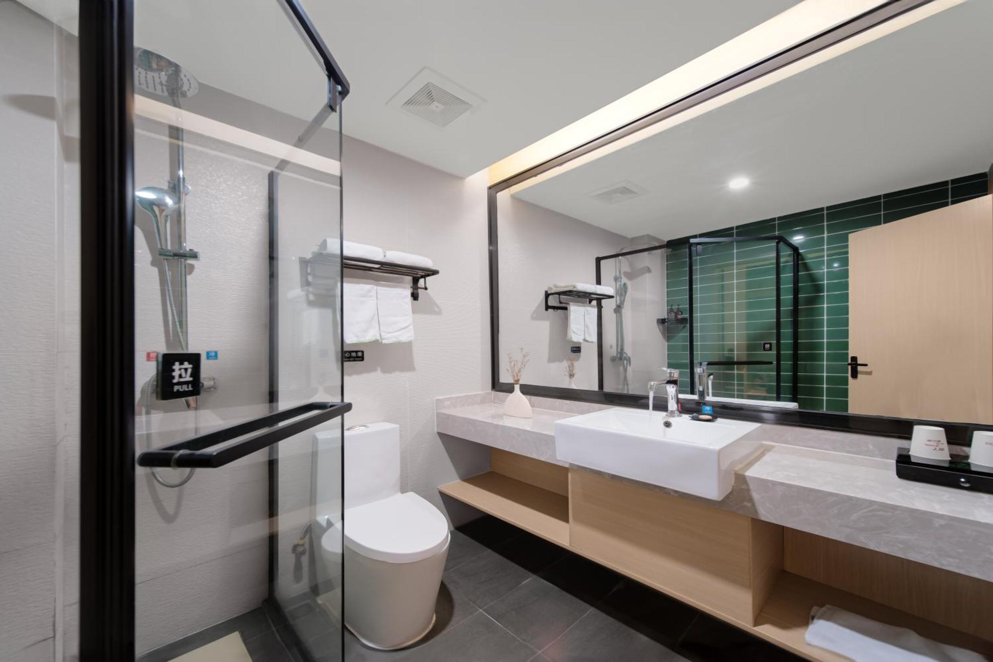 ננינג Bai Ling Hotel מראה חיצוני תמונה