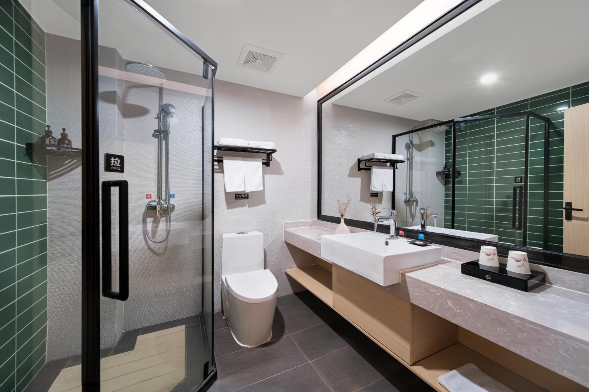 ננינג Bai Ling Hotel מראה חיצוני תמונה